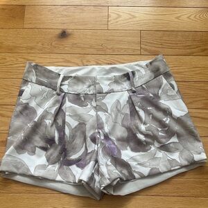 Simply Vera Vera Wang Floral High Waist Shorts - Gray and Purple